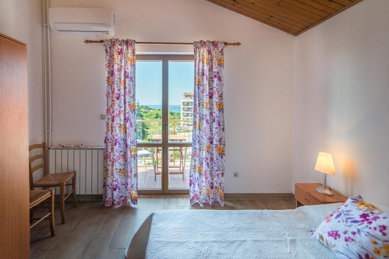 Apartmani Ivan Pula Exterior foto